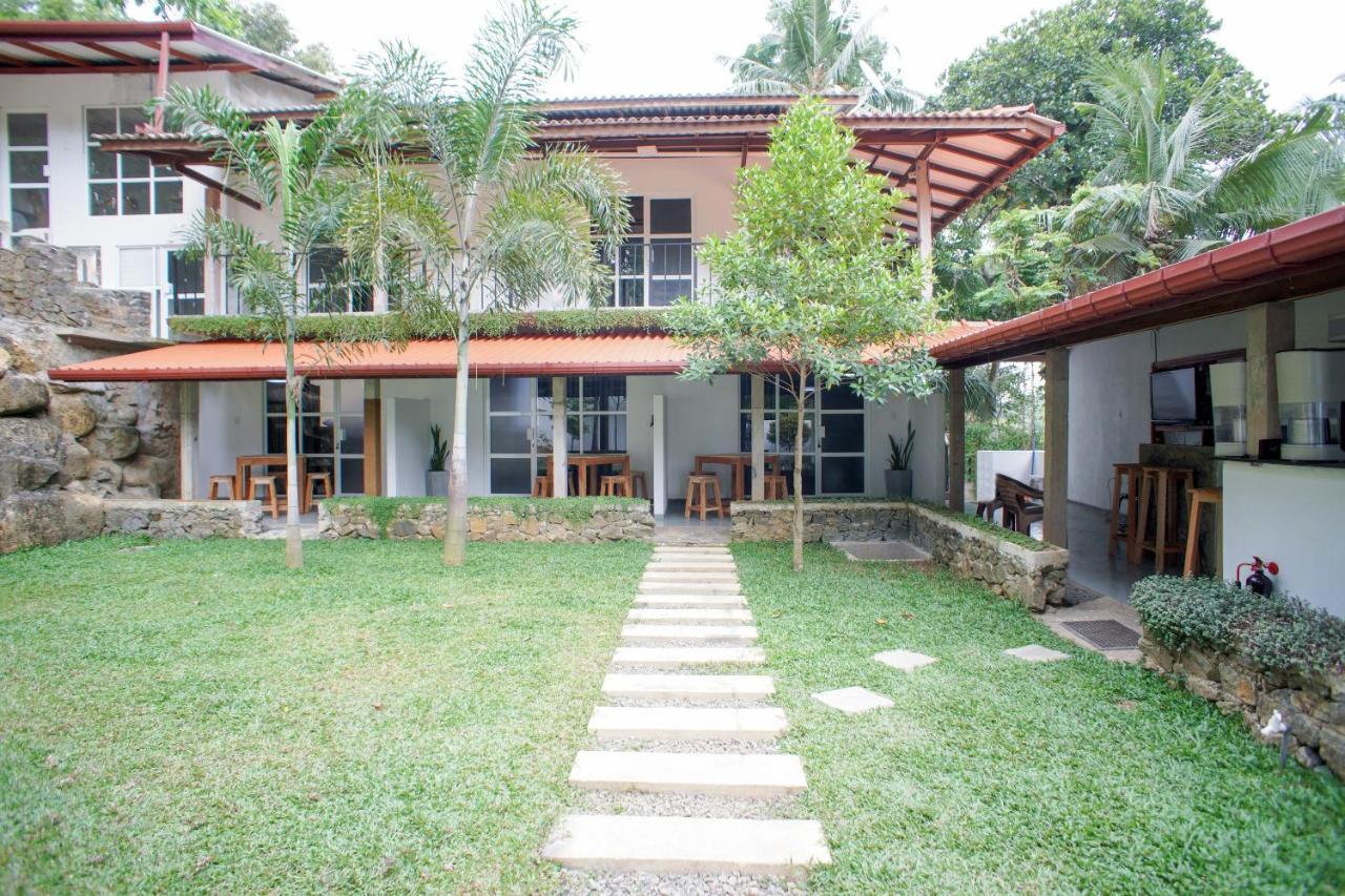 Pineview Hotel Unawatuna Kültér fotó
