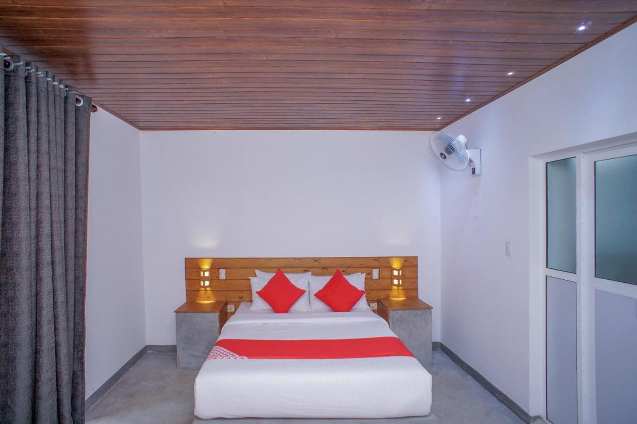 Pineview Hotel Unawatuna Kültér fotó